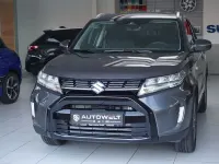 Neu Suzuki Vitara Club 110 PS (80 kW) 2026 Grau SUV
