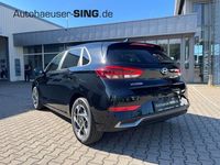 Neu Hyundai i30 140 PS (102 kW) 2025 Schwarz Limousine