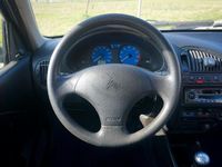 Gebraucht Citroën Saxo 60 PS (44 kW) 2001 Silber Kleinwagen