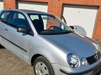 Gebraucht VW Polo 66 PS (48 kW) 2003 Silber Kleinwagen