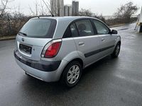 Gebraucht Kia Rio EX 97 PS (71 kW) 2006 Diamantsilber Limousine