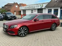 Gebraucht Mercedes E220 194 PS (142 kW) 2017 Rot Limousine