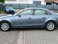 Gebraucht Audi A4 Attraction 143 PS (105 kW) 2013 Grau Limousine