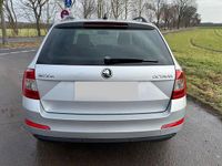 Gebraucht Skoda Octavia 105 PS (77 kW) 2014 Silber Kleinwagen