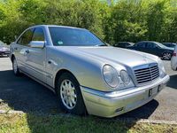 Gebraucht Mercedes E240 Elegance 170 PS (125 kW) 1998 Grau Limousine