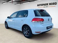 Gebraucht VW Golf VII Match 105 PS (77 kW) 2013 Weiß Limousine