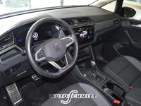 Gebraucht VW Touran Active 150 PS (110 kW) 2022 Schwarz Van / Kleinbus