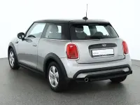 Gebraucht Mini Cooper Essential 136 PS (100 kW) 2023 Grau Kleinwagen