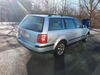 Gebraucht VW Passat 101 PS (74 kW) 2004 Silber Kombi
