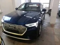Gebraucht Audi e-tron S-Line 300 kW (408 PS) 2020 Navarrablau SUV