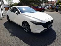 Używany Mazda 3 Selection 150 KM (110 kW) 2022 Biały Sedan/Limuzyna