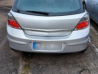 Second-hand Opel Astra 116 CP (85 kW) 2008 Argintiu Berlinǎ