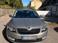 Gebraucht Skoda Octavia 180 PS (132 kW) 2013 Kombi