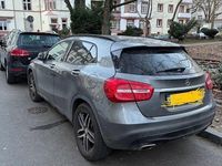 Gebraucht Mercedes GLA180 Urban 122 PS (89 kW) 2015 Grau SUV