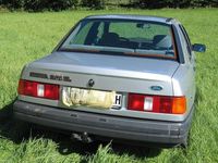 Gebraucht Ford Sierra 101 PS (74 kW) 1988 Silber Limousine
