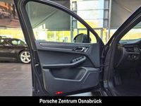 Gebraucht Porsche Macan 265 PS (194 kW) 2023 Grau SUV