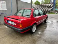 Gebraucht BMW 318 Basis 113 PS (83 kW) 1988 Rot Limousine
