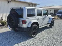 Gebraucht Jeep Wrangler Sahara 381 PS (280 kW) 2023 Silber SUV