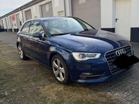 Gebraucht Audi A3 150 PS (110 kW) 2015 Blau Limousine