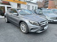 gebraucht Mercedes GLA180 GLA -Klasse /AHK/LEDER/NAVI/LED/KAMERA