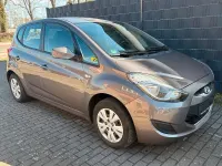 Gebraucht Hyundai ix20 Edition 90 PS (66 kW) 2012 Grau Kleinwagen