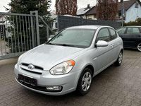 Second-hand Hyundai Accent 97 CP (71 kW) 2007 Argintiu Berlinǎ