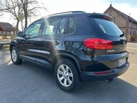 Gebraucht VW Tiguan 110 PS (80 kW) 2012 Schwarz SUV