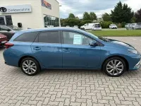 Gebraucht Toyota Auris Executive 116 PS (85 kW) 2017 Blau Kombi