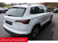 gebraucht Skoda Karoq Tour 1,5 TSI 110kW 6-Gang NAVI RFK ACC KLIMA SHVO