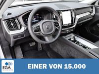 Gebraucht Volvo XC60 Ultimate 197 PS (144 kW) 2023 Weiß metallic SUV
