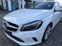 Gebraucht Mercedes A180 122 PS (89 kW) 2016 Weiß Limousine