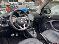 Gebraucht Smart ForTwo Cabrio 90 PS (66 kW) 2019 Schwarz Cabrio