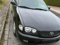 Używany Toyota Corolla 2002 Czarny Hatchback