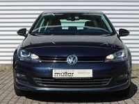 Gebraucht VW Golf VII Highline 125 PS (91 kW) 2016 Blau Limousine