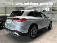 Gebraucht Mercedes GLC300 Premium 258 PS (189 kW) 2023 Silber SUV