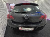 Gebraucht Opel Astra Design Edition 116 PS (85 kW) 2011 Schwarz Limousine