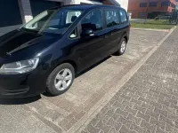 Gebraucht VW Sharan Trendline 140 PS (102 kW) 2012 Schwarz Van / Kleinbus