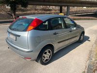 Gebraucht Ford Focus 101 PS (74 kW) 2002 Grau Kleinwagen