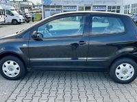 Gebraucht VW Fox 54 PS (39 kW) 2008 Schwarz Kleinwagen