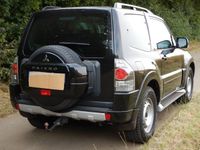 Gebraucht Mitsubishi Pajero Instyle 200 PS (147 kW) 2013 Braun metallic SUV