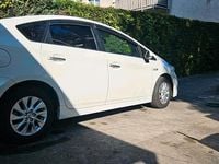 Second-hand Toyota Prius 2015 Alb Hatchback