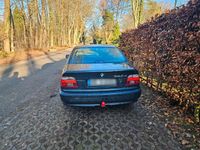 Gebraucht BMW 525 163 PS (119 kW) 2002 Blau Limousine