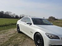 Gebraucht BMW 730 245 PS (180 kW) 2011 Weiß Limousine