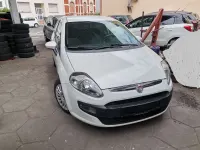 Gebraucht Fiat Punto Dynamic 77 PS (56 kW) 2010 Weiss Kleinwagen