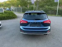 Używany Ford Focus Active 125 KM (91 kW) 2020 Niebieski Sedan/Limuzyna