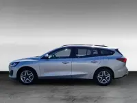 Gebraucht Ford Focus Cool & Connect 125 PS (91 kW) 2022 Silber Limousine