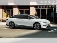 Neu VW ID.7 Pro 210 kW (286 PS) 2025 Schwarz (gletscherweiß / schwarz) Kleinwagen