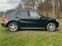 Używany Mercedes ML280 190 KM (139 kW) 2007 Czarny SUV