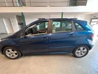 Gebraucht Mercedes B180 116 PS (85 kW) 2010 Blau Van / Kleinbus