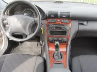 Gebraucht Mercedes C180 143 PS (105 kW) 2003 Cubanitsilber Kombi
